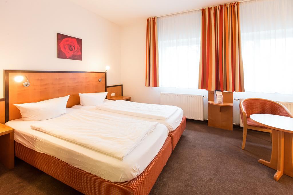Hotel Christophorus Berlin Extérieur photo