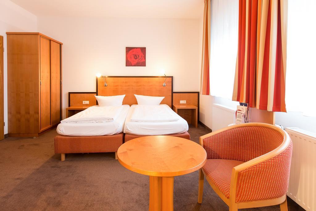 Hotel Christophorus Berlin Extérieur photo